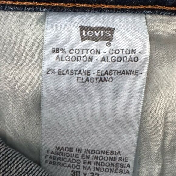 Levi's Women's Slight Curve Fray Hem Skinny Boot Jean Size 30 - Picture 6 of 7